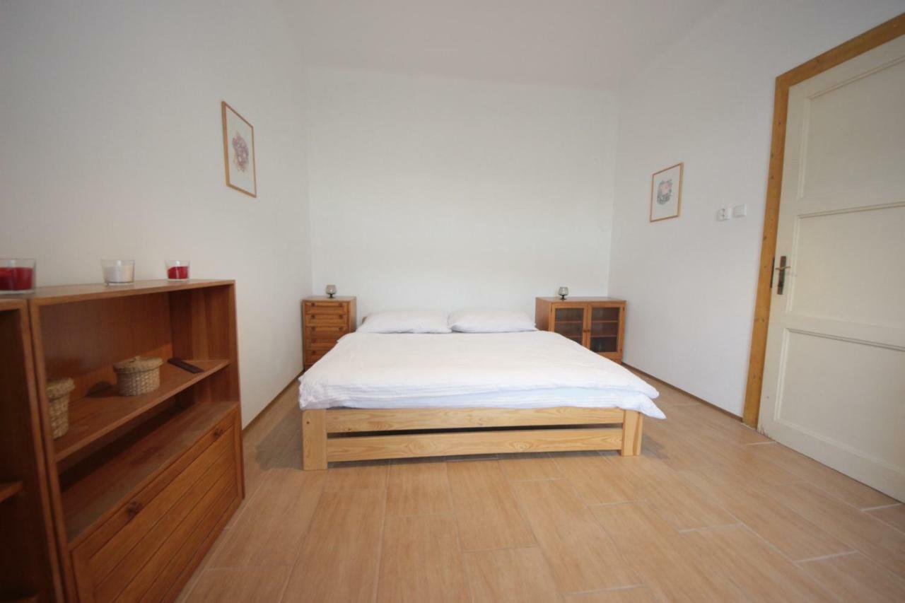 Gallery Apartment Praha Bagian luar foto