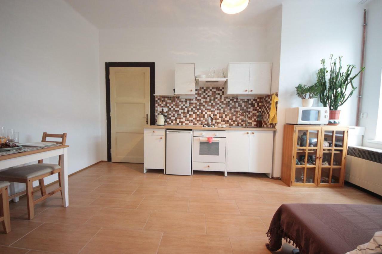 Gallery Apartment Praha Bagian luar foto